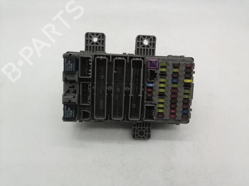 Used Fuse box HONDA CIVIC VIII Hatchback (FN, FK) 2.2 CTDi (FK3) (140 hp) 25754493