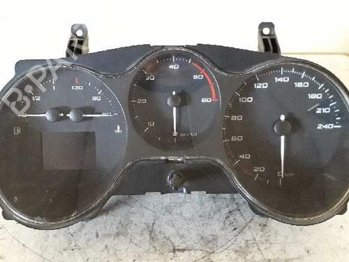 Used Instrument cluster SEAT LEON (1P1) 1.9 TDI (105 hp) 1453697