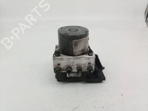 Used ABS pump RENAULT SCÉNIC II (JM0/1_) [2003-2010]  10170772