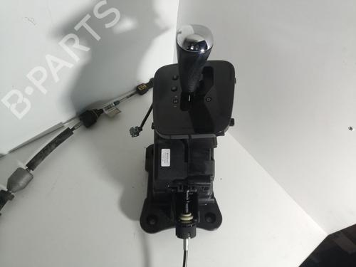 Used Gear lever Gear lever PEUGEOT 3008 II SUV (MC_, MR_, MJ_, M4_) [2016-2026] 32667931 32667931