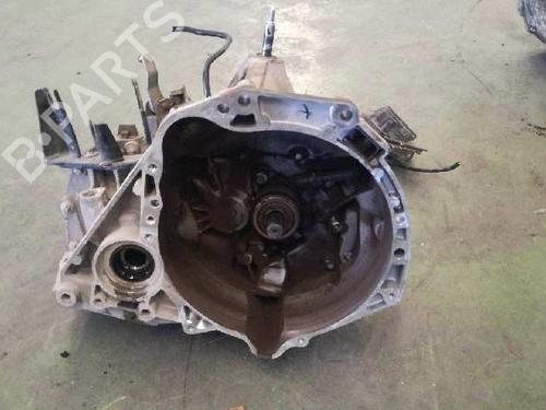 Used Gearbox NISSAN MICRA III (K12) 1.4 16V (88 hp) 3502305