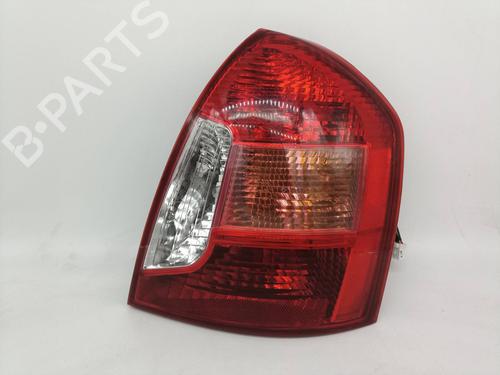 Feu arrière droit HYUNDAI ACCENT III (MC) 1.4 GL (97 hp) 9369776