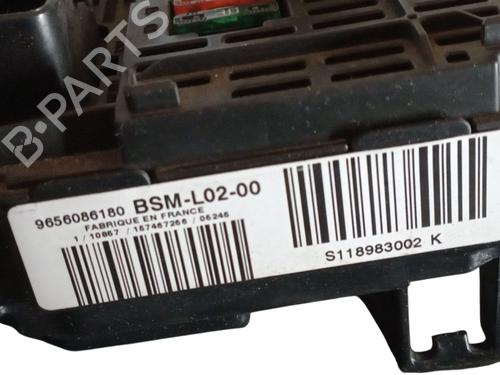 Fuse box PEUGEOT 407 (6D_) 2.0 (6DRFNB, 6DRFNE) | BP29350464E1 - Image 2