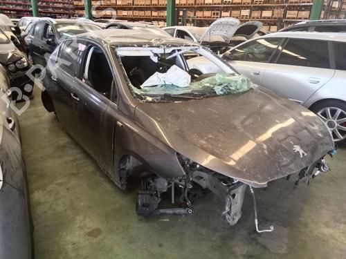 Brugte PEUGEOT 308 II (LB_, LP_, LW_, LH_, L3_) 4791531