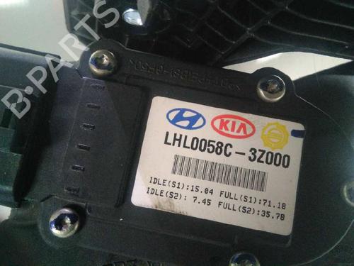 Pedal HYUNDAI i40 I (VF) 1.7 CRDI | BP5241842I4