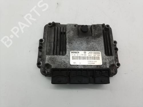 Used Engine control unit (ECU) RENAULT SCÉNIC II (JM0/1_) [2003-2010]  11281317