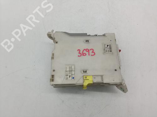 Used Electronic module LEXUS IS II (_E2_) 220d (ALE20) (177 hp) 25250197