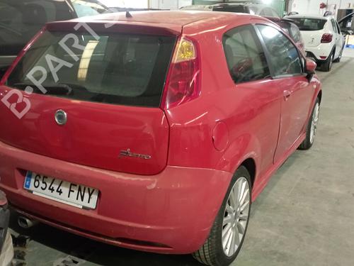 Left front fog light FIAT GRANDE PUNTO (199_) | BP17153553C30