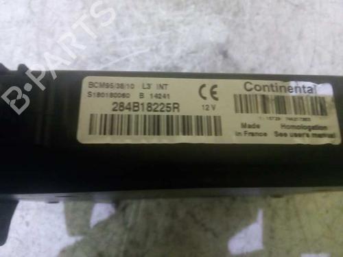 Fuse box RENAULT MEGANE III Hatchback (BZ0/1_, B3_) 1.5 dCi (BZ09, BZ0D, BZ1W, BZ29, BZ14) | BP3016239E1 