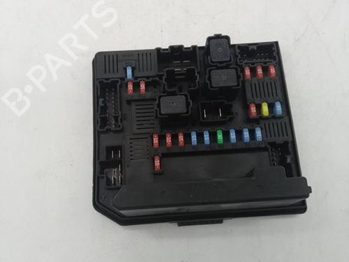 Used Fuse box NISSAN QASHQAI / QASHQAI +2 I (J10, NJ10, JJ10E) 2.0 dCi All-wheel Drive (150 hp) 16582497