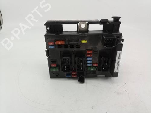 Used Fuse box Fuse box PEUGEOT 206 Hatchback (2A/C) [1998-2012] 12215642 12215642