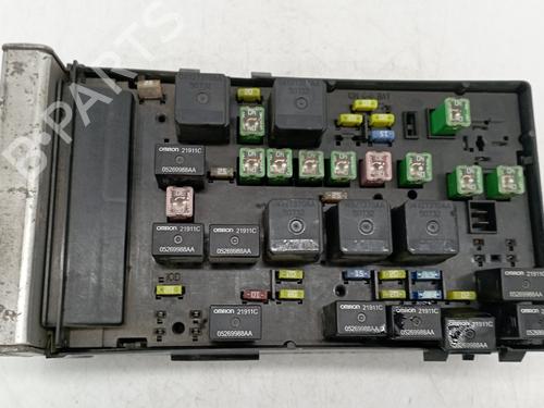 Zekeringkast CHRYSLER VOYAGER IV (RG, RS) [1999-2008]  28596065