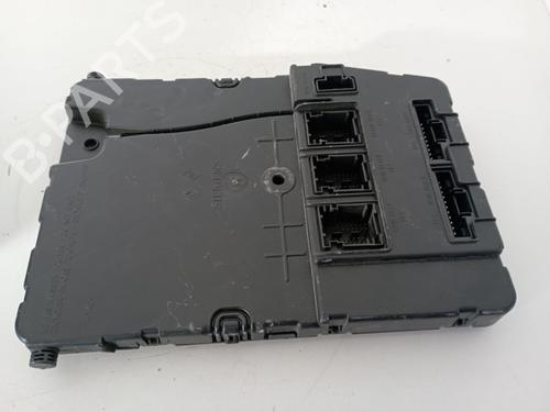 fuse-box-renault-scenic-ii-jm01_-2003-2004-2005-2006-2007-2008-2009-2010-34008535 main image