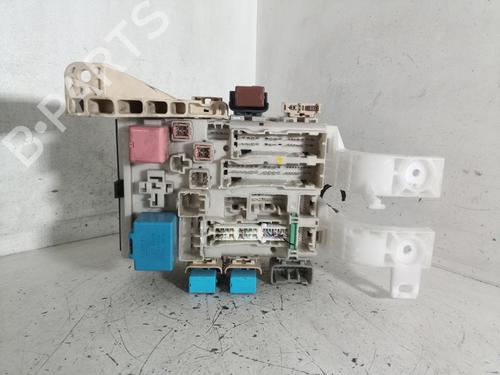 Used Fuse box TOYOTA YARIS (_P9_) [2005-2014]  19253937