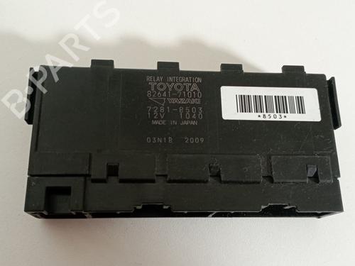 fuse-box-toyota-prius-_w3_-2008-2009-2010-2011-2012-2013-2014-2015-2016-32721708 main image