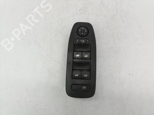 Used Left front window switch PEUGEOT 208 I (CA_, CC_) [2012-2021]  32123955