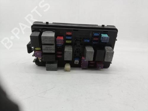 Used Fuse box CHEVROLET AVEO / KALOS Hatchback (T250, T255) 1.4 (101 hp) 22445328