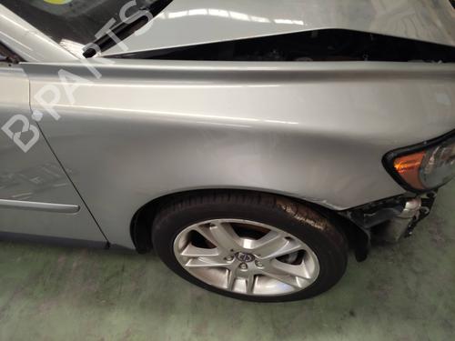 Used Right front fenders VOLVO V50 (545) 2.0 D (136 hp) 9692086