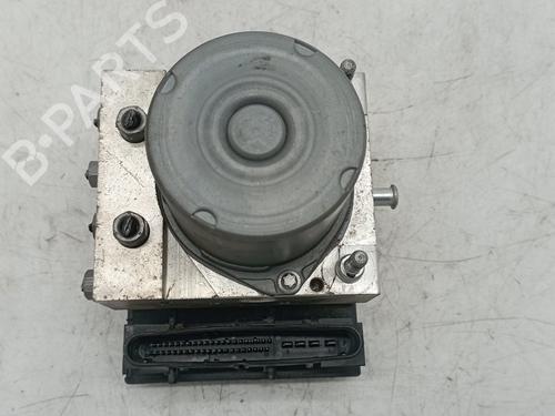 Used ABS pump ALFA ROMEO 147 (937_) 1.6 16V T.SPARK ECO (937.AXA1A, 937.BXA1A) (105 hp) 19314756
