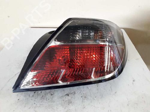 Højre baglygte OPEL ASTRA H (A04) 1.7 CDTI (L48) (110 hp) 1280358