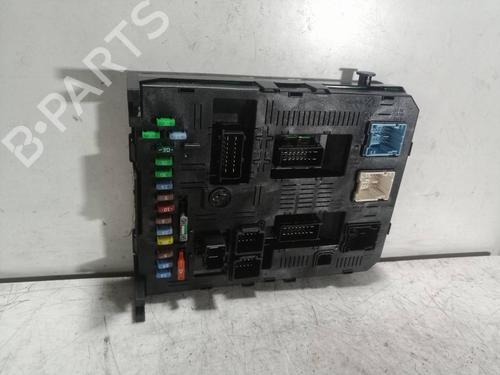 Used Fuse box CITROËN C4 Picasso I MPV (UD_) 2.0 HDi 138 (136 hp) 7350830