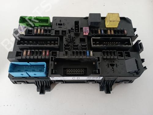 fuse-box-opel-astra-h-a04-2004-2005-2006-2007-2008-2009-2010-2011-2012-2013-2014-34040051 main image