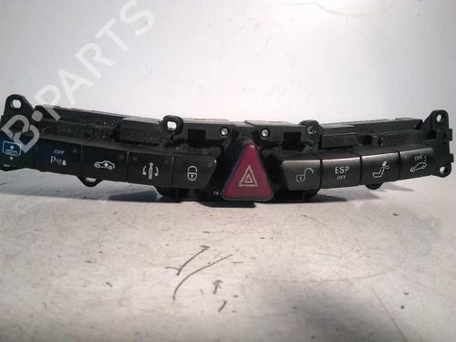 Used Warning switch MERCEDES-BENZ S-CLASS (W220) [1998-2005]  4904589