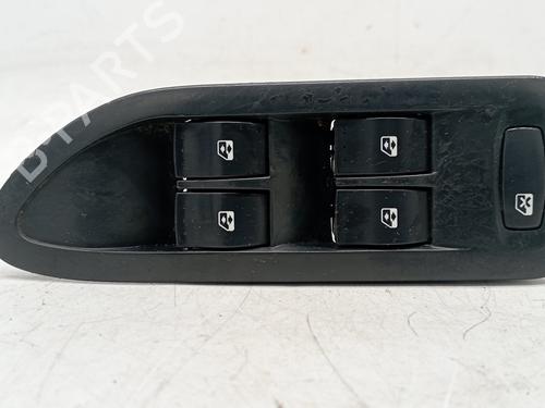 Used Left front window switch RENAULT LAGUNA II (BG0/1_) [2001-2007]  20717675