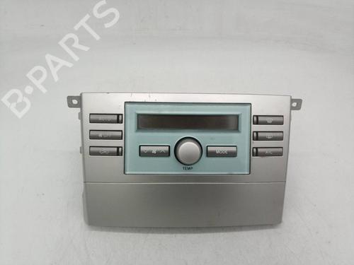 Used Climate control TOYOTA COROLLA Verso (ZER_, ZZE12_, R1_) [2004-2009]  32273334
