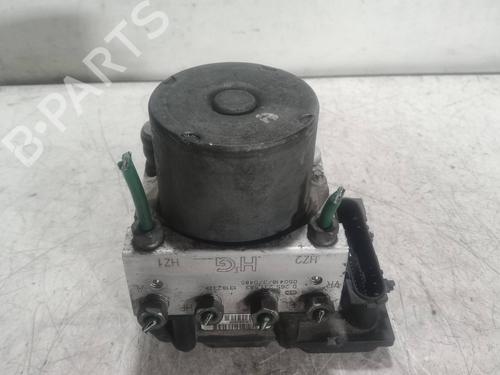 Used ABS pump OPEL CORSA C (X01) [2000-2009]  6432874