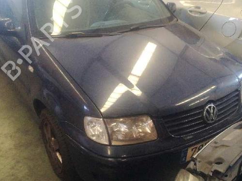 VW POLO (6N2) 644189
