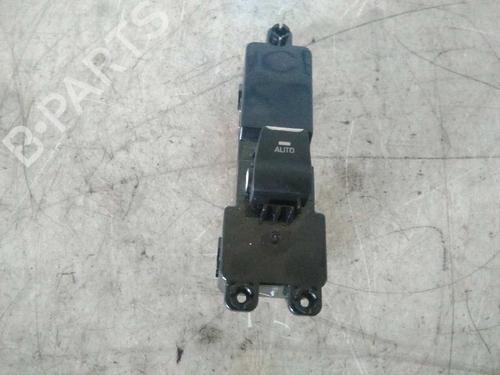 Used Right front window switch HYUNDAI TUCSON (TL, TLE) 1.6 CRDi All-wheel Drive (116 hp) 4220672
