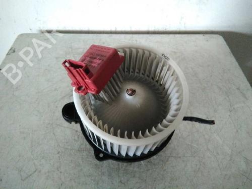 Heater blower motor KIA PRO CEE'D (JD) 1.6 CRDi 136 (136 hp) 4670652