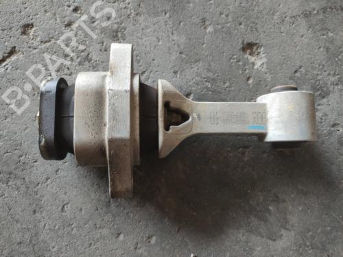 Used Engine mount KIA SOUL II (PS) [2014-2019]  10627571