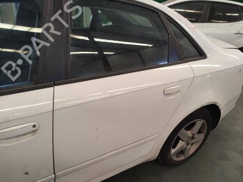 Puerta trasera izquierda SEAT EXEO (3R2) 2.0 TDI (120 hp) 10282882