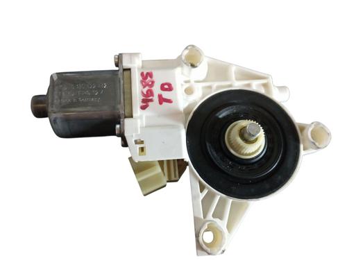 Used Right rear window motor MERCEDES-BENZ C-CLASS (W204) C 220 CDI (204.008) (170 hp) 29498482