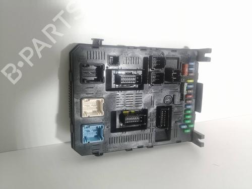 Fuse box PEUGEOT 307 Break (3E) 1.6 HDi 110 | BP8105681E1 