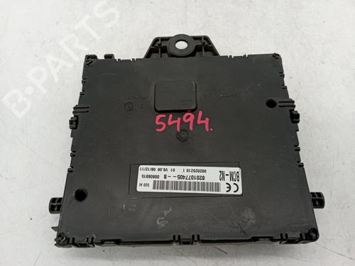 Used Fuse box Fuse box 38595834 38595834