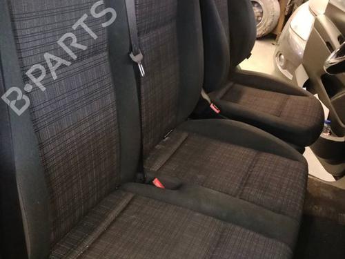 Used Right front seat MERCEDES-BENZ VITO Tourer (W447) 114 CDI 4-matic (447.701, 447.703, 447.705) (136 hp) 29289812