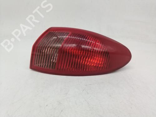 right-taillight-alfa-romeo-147-937_-2000-2001-2002-2003-2004-2005-2006-2007-2008-2009-2010-32188228 main image