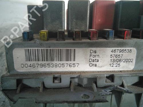 Fuse box FIAT STILO (192_)  | BP5325695E1 
