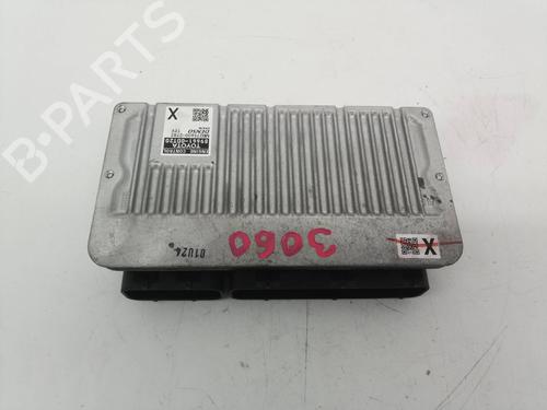 Used Engine control unit (ECU) TOYOTA YARIS (_P13_) 1.5 Hybrid (NHP130_, NHP130) (101 hp) 10252313