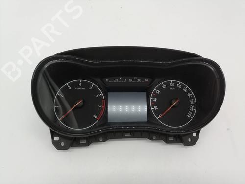 Used Instrument cluster OPEL CORSA E (X15) [2014-2025]  8247615