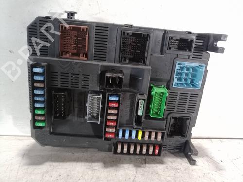 Used Fuse box Fuse box 7832304 7832304