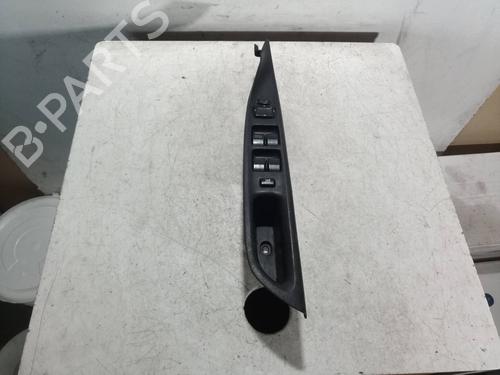 Used Left front window switch MAZDA 6 Saloon (GG) [2002-2008]  7642842