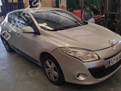 Elektronische module RENAULT MEGANE III Hatchback (BZ0/1_, B3_) 1.9 dCi (BZ0N, BZ0J) | BP24124257M83 