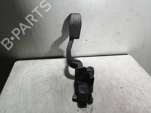 Used Pedal FIAT GRANDE PUNTO (199_) 1.4 (199AXB11, 199AXB1A, 199BXB1A, 199AXL1A) (77 hp) 7073199