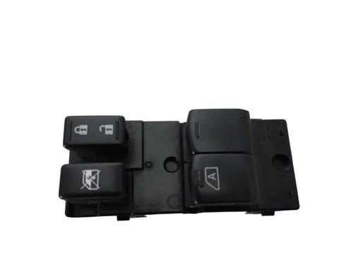 Used Left front window switch NISSAN MICRA IV (K13K, K13KK) 1.2 (80 hp) 30143302