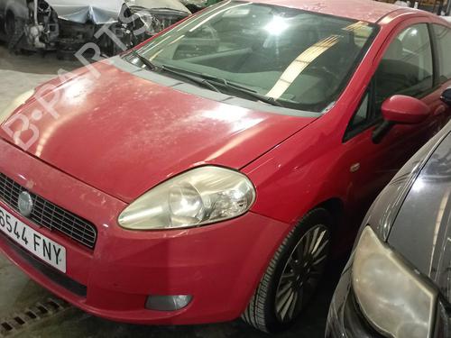 Left front fog light FIAT GRANDE PUNTO (199_) | BP17153553C30