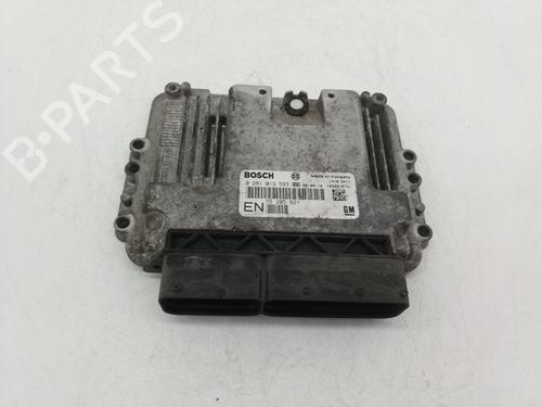 Used Engine control unit (ECU) OPEL ZAFIRA / ZAFIRA FAMILY B (A05) [2005-2019]  30696179